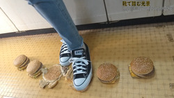 12-3 Step on your favorite food at Converse to release stress