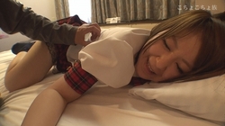 在痛苦的女兒尤裡 · AKB48 seifuku 母雞第 2 部分的動畫聲音撓癢癢