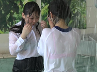 嬉し恥ずかし濡れ遊び（Wet Girls 14A2）