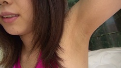 ◆ Armpits that can be seen or touched