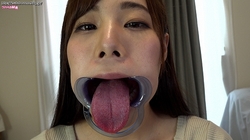 First half ① Completely subjective video of Rino Yuki! Show your tongue! Finger licking! Gag! Finger licking!